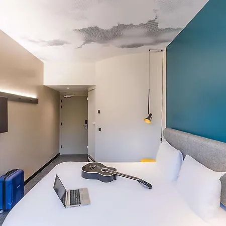 Hotel Ibis Lisboa Alfragide Amadora Exterior photo